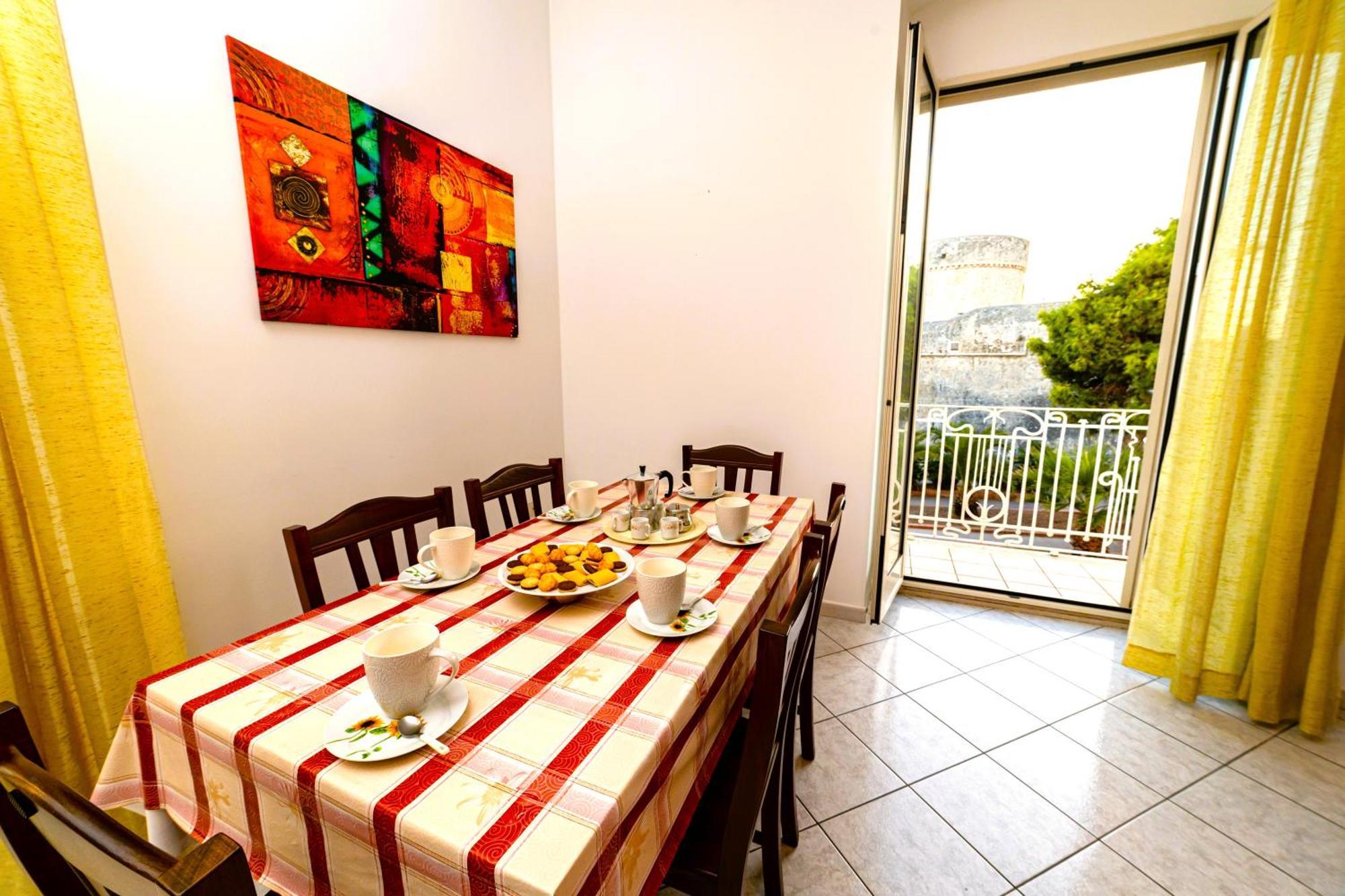 Mare E Castello Apartment Manfredonia Exterior photo