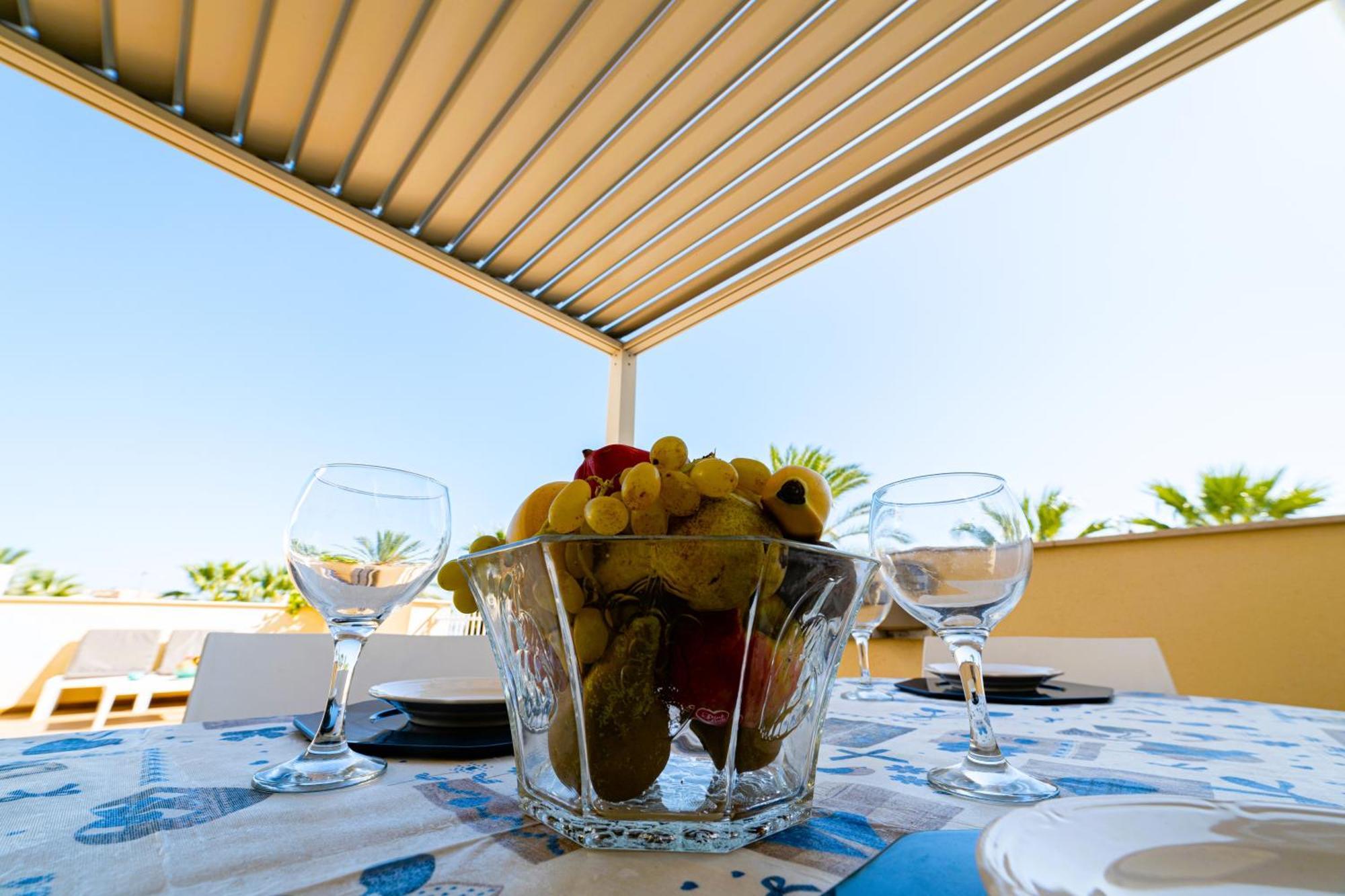 Mare E Castello Apartment Manfredonia Exterior photo