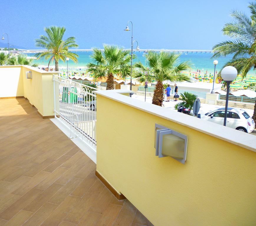 Mare E Castello Apartment Manfredonia Exterior photo